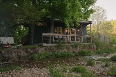 Image de White Oak Creek Cabin