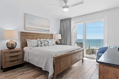 Image de Blu 500 ~ Stunning 4br w/ Gulf Views ~ Free Beach Service