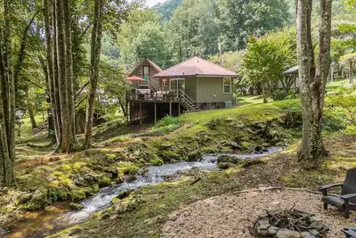 Image de Haven on the Creek Beautiful Creekside Retreat