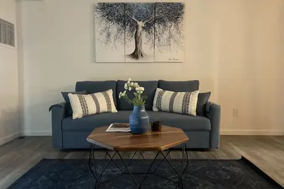 Image de Beachside Retreat 5 Minute Walk from the beach. Neighboring Virginia Beach!