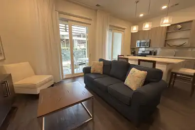 Image de Unit 112 @ The Pointe | Resort Pool + Hot Tub | Grills, Fire Pit, & Restaurant
