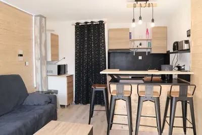Image de 50m du centre station, 8ème étage, balcon, télévision, 25m², Les Orres
