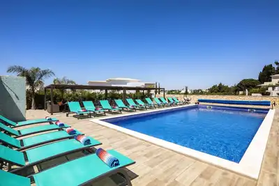 Image de Villa Atlantica 6 (sleeps 13), 1km to Carvoeiro beach