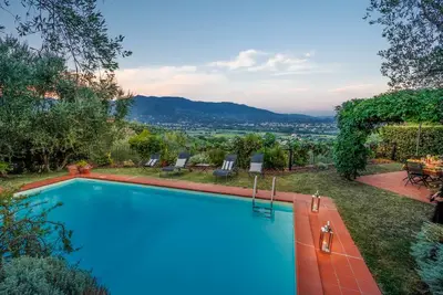 Image de Villa Debby, 2 bedrooms Farmhouse with Pool on the Hills of Lucca