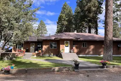 Image de Beautiful home  near crater lake