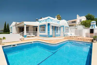 Charming Guia Villa | 3 Bedrooms | Villa Eulalia | Private Pool & Close to Amenities | Algarve