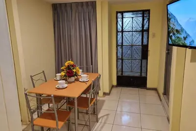 Image de Cosy, central, economic mini apartment at 10min to plaza Mayor Lima Peru
