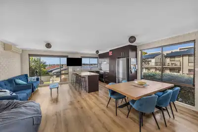 Image de Capri - 3 bedroom apartment (Sleeping up to 4 people)