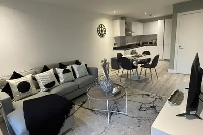Image de Lichfield City Centre Modern Vibrant Apartment - The Old Picture House