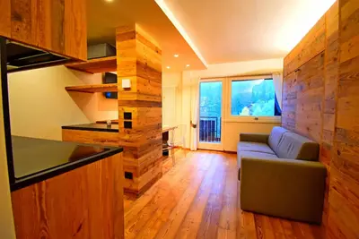 Image de Nardis Wood 133 New Studio