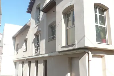 Image de Maison 3 chambres ou deux, garage, hyper centre à 100 mètres de la plage.