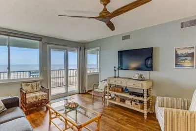 Image de Coral Sands #202-Beach Condo  | 2 Bed, 1 Bath