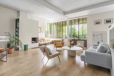 Image de Grande maison d'architecte avec jardin proche Disneyland et direct Tour Eiffel