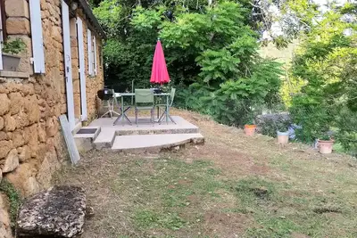 Image de Gîte 3 Personnes au Cœur du Périgord Noir, Avec Piscine