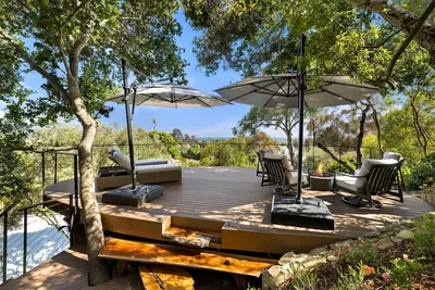 Image de Montecito Treehouse-a unique property with beautiful ocean views!