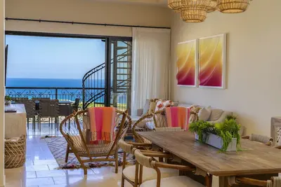 Image de Lavish Penthouse at Quivira Los Cabos