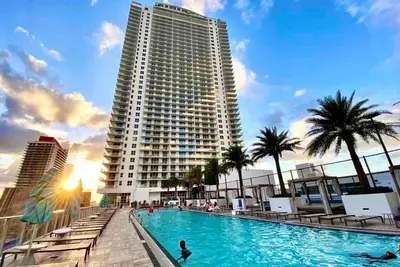 Image de Lujoso departamento con una vista asombrosa