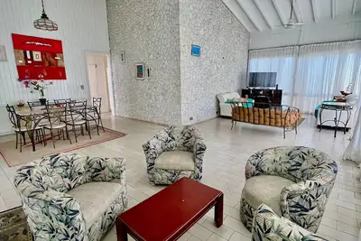 Image de Casa Alto Padrão Enseada Guarujá. 50 Metros da Praia!