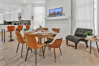 Image de Two Level Apt: Dtwn Buffalo