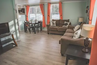 Image de Tranquil Forest Cottage - Free WiFi, Self-check-in. 10 minutes from Soldotna.