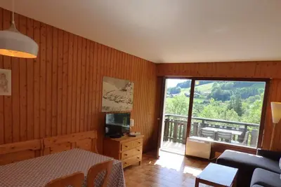 Image de Charmant studio rénové 4 pers avec balcon au calme, proche remontées - Le Grand Bornand