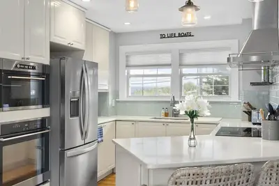 Image de 3bed, 2bath Hamptons Home, Close to Incredible Beaches and Restaurants!