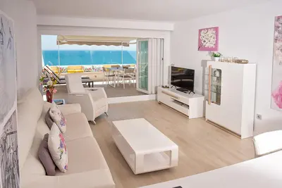 Beachfront, Sea Views, Top-Floor Modern 2-Bedroom Apartment with 20m² Terrace