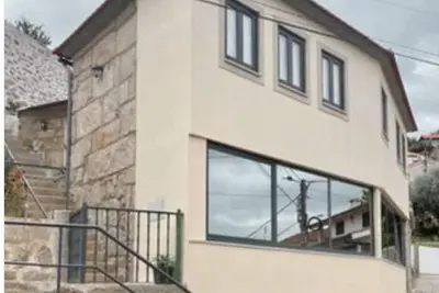 Image de \"Casa dos Avos\", no lugar do Castelo, em Castelo de Paiva