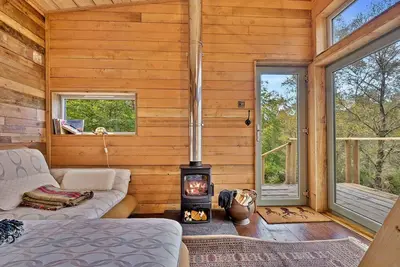 Image de Cosagach Falls Cabin