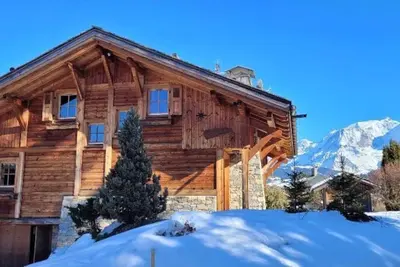 Image de Chalet cocooning, centre Combloux, terrasse & jardin, vues Mont-Blanc\/Fiz\/Aravis