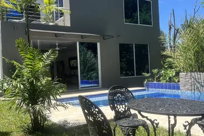 Image de Finca Casa Blanca Doradal! A 3 Minutos del Parque Tematico Hacienda Napoles!