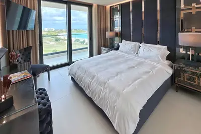 Image de Mullet Bay Suites: Your Luxury Stay Awaits