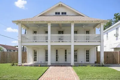 Image de Magical Uptown Home 3 bdr, sleeps 6