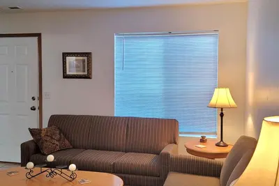 Image de West Yakima - Clean - Safe - Overnight With Us #1