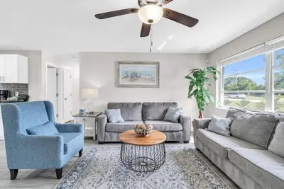 Image de Sunny Cape Coral Escape: Warmth Awaits!