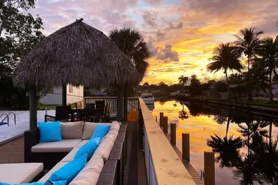 Image de Waterfront Fort Lauderdale House with Heated-pool - 3 Bedrooms 1. 5 bathrooms