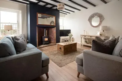Image de Hexham Cottage - Seahouses  - sleeps 6 guests  in 3 bedrooms