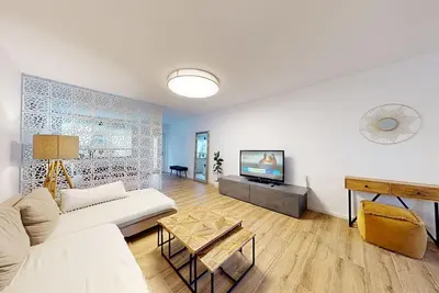Image de Sanierte Ferienwohnung / 50qm / Wlan / Garten