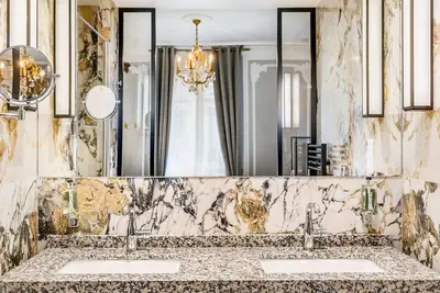 Image de Luxurious 5bedroom in Louvre