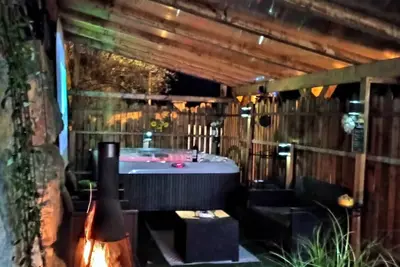 Image de Chalet couple love room avec jacuzzi privatif