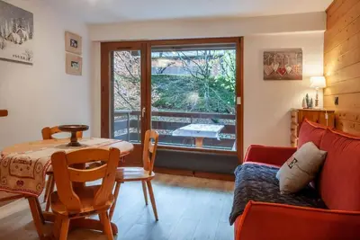 Image de 1er étage, balcon, télévision, casier à ski, 25m², Morzine