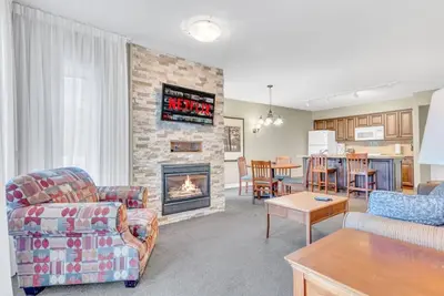 Image de Cozy Getaway with Resort Perks