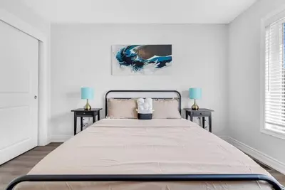Image de Private Master Bedroom w\/ Lock