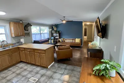 Image de RiNo 3 Bedroom. Sweet location! 100% walkable Bars & restaurants on the block!