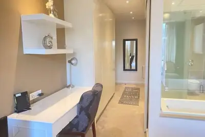Sandton Skye Luxurious Apartment Free WiFi