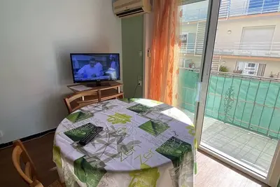 Image de Studio au port de Canet - Clim - Parking - 2sable14