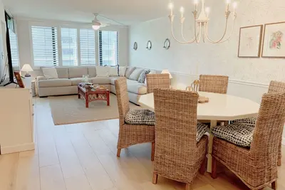 Image de The Palm Lodge @ Loggerhead Cay 🐚 Beachside Accommodations 🐚 Pool & Pickleball