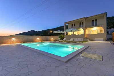 Image de Villa Benedicta (V1311-K1) - Vrana