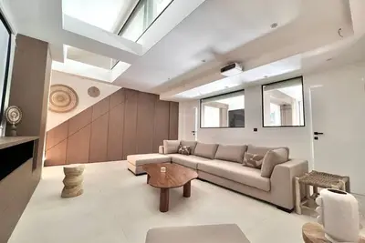 Image de Duplex élégant au cœur du Marais avec cinéma - 6p