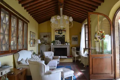 Image de Cottage nel Chianti con Piscina. Vista Sulle Colline e sui Vigneti Toscani